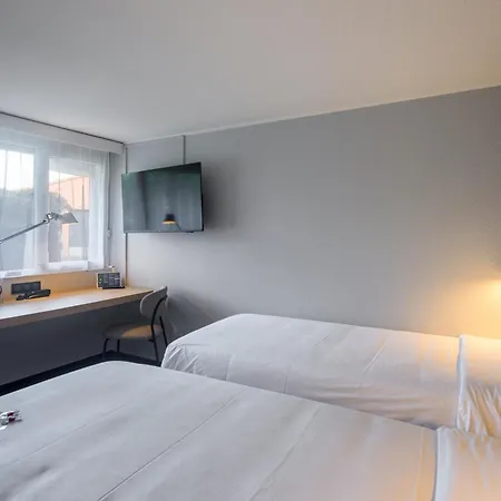 Campanile Nature - Toulouse Nord 3*