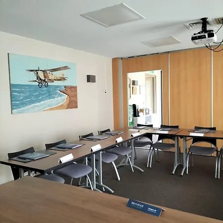 Hotel Campanile Nature - Toulouse Nord LʼUnion