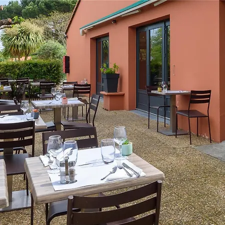 ホテル Campanile Nature - Toulouse Nord 3*
