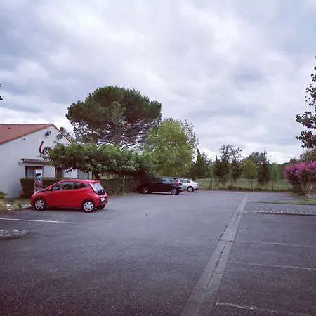 Hotel Campanile Nature - Toulouse Nord 3*