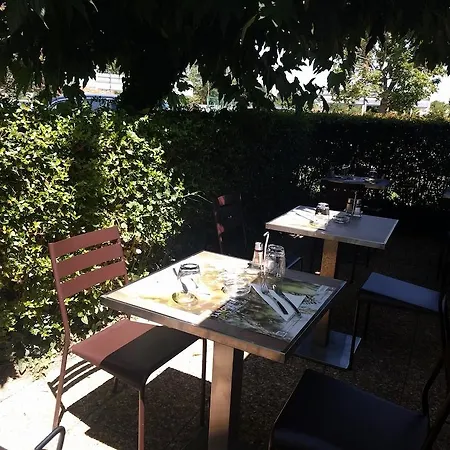 Campanile Nature - Toulouse Nord Hotel 3*