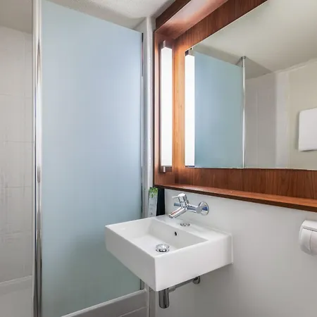 Campanile Nature - Toulouse Nord 酒店 3*