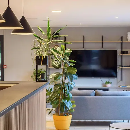 ホテル Campanile Nature - Toulouse Nord 3*