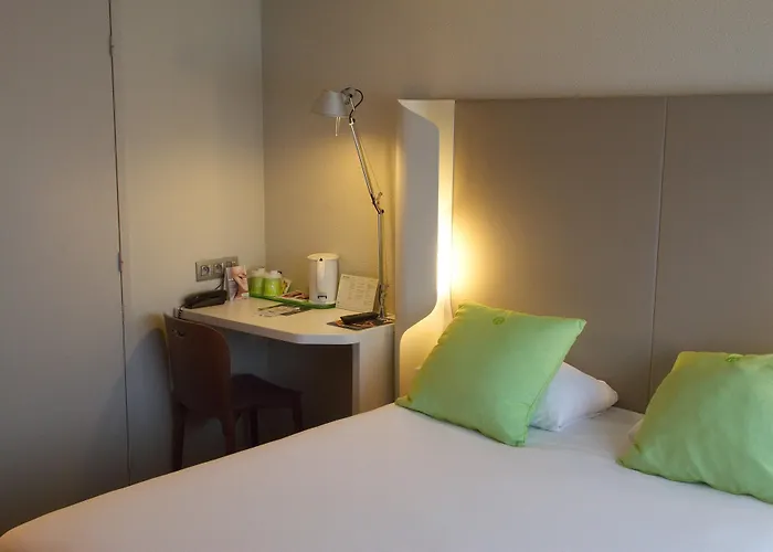 Campanile Nature - Toulouse Nord Hotel 3*